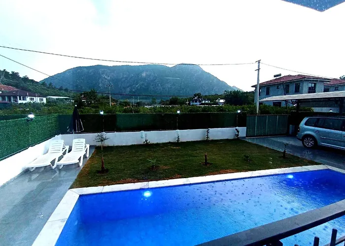 Florya Hotel *